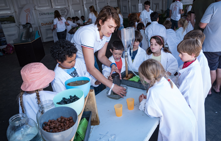 Instructeur voor het Waterlaboratorium